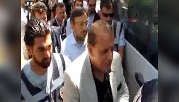Adana'da gözaltındaki gazeteciler adliyeye sevk edildi