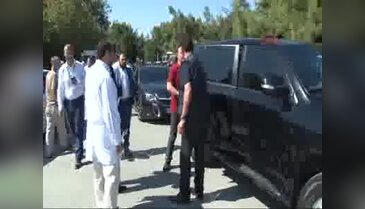 Vasip Şahin hastanedeki yaralıları ziyaret etti