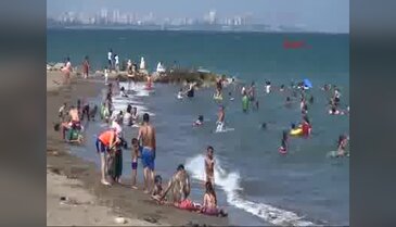 Mersin'de sıcaklar arttı sahiller Suriyelilerle doldu