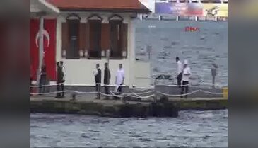 Kız Kulesi'nde yangın ihbarı
