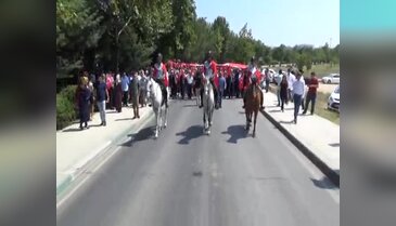 Bursa Uludağ Üniversitesi'nden FETÖ'ye lanet yürüyüşü