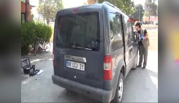 Osmaniye'de polisin şüphelendiği araçtan 233 kilo esrar çıktı