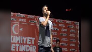 İzmit'te Demokrasi Nöbeti'ne şarkıcılardan destek - 2