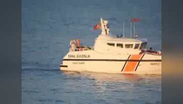 Mültecileri Yunan sahil güvenliği kurtardı