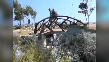 Otostopla Türkiye'yi gezdi, sıra dünyaya geldi