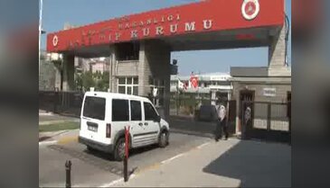 Adli Tıp Kurumu'ndaki arama 2.5 saat sürdü