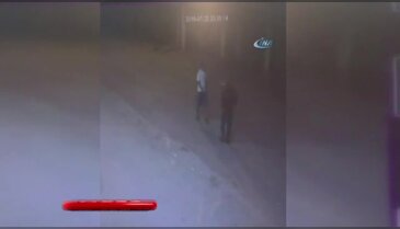 22 yerinden bıçaklayıp kulaklarını kesti