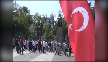 Trabzon'da gazetecilerden darbe girişimine kınama