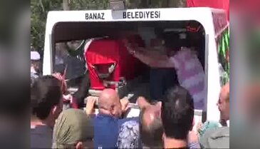 Uşak'ta 10 bin kişi şehidini uğurladı