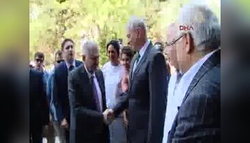 Başbakan Yıldırım, 15 Temmuz'da yaralanan Çetin Yıldız'ı hastanede ziyaret etti