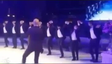 Volkan Demirel'den horon şov