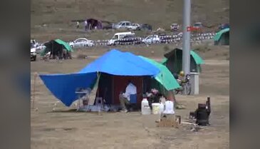 Erciyes'te buz gibi havada çadır bedeli günlük 25 lira