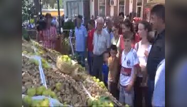 Sezonun ilk kuru incirinin kilosu 125 liradan satıldı