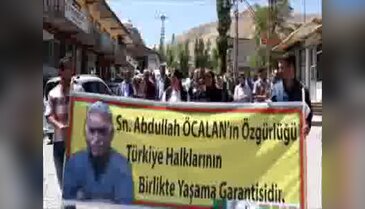 Başkale'de Öcalan için yürüdüler