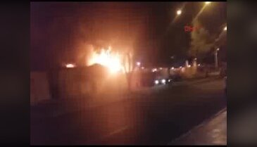 Diyarbakır'da TOMALAR itfaiye ile birlikte yangına müdahale etti