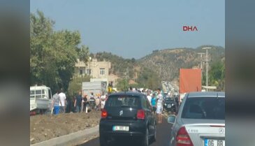 Meyrana gelen ölümlü kazalar nedeniyle vatandaşlar yolu kapattı - 2
