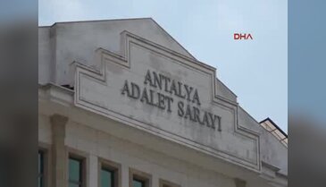 Gecekondu elektrik arızası nedeniyle yandı