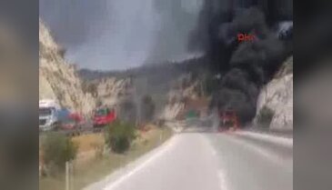 Yolcu otobüsü hareket halindeyken yandı