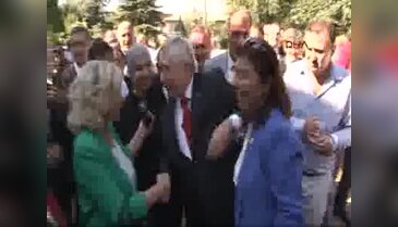 Prof. Dr. Yılmaz görevi Prof. Dr. Hoşcoşkun'a devretti
