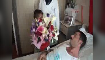 Yaklaşık iki yıldır oğlunu görmeyen 15 temmuz gazisi babaya büyük sürpriz