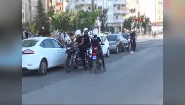 Çalıntı araç ateş açılarak durduruldu, içindekiler gözaltına alındı