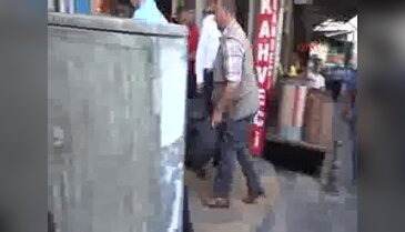 Doğurduğu bebeği poşete koyup, odunluğa atarak öldürdü