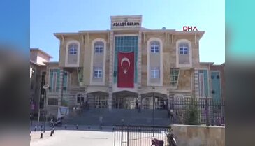 Uşak'ta FETÖ'den gözaltına alınan savcı adliyede