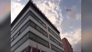 İntihara kalkışan hastane çalışanını polisler ikna etti