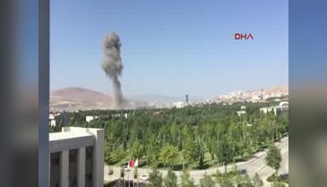 Elazığ'da emniyet müdürlüğü yakınında patlama - 1