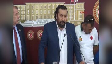Ümit Özdağ, TBMM'de basın toplantısı düzenledi - 3