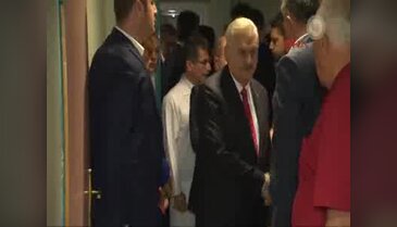 Başbakan Yıldırım, hastanedeki yaralıları ziyaret etti