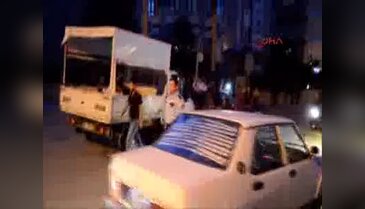 Otomobil ile kamyonet çarpıştı: 6 yaralı