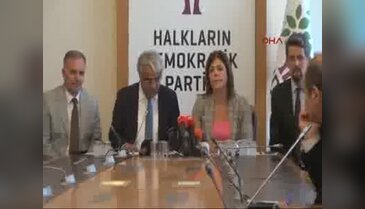 HDP Anayasa Komisyonu üyeleri basın toplantısı düzenledi - 1