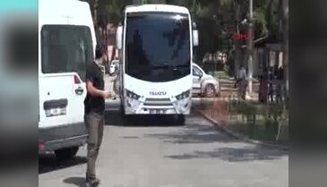 FETÖ soruşturmasında gözaltına alınan 25 emniyet mensubu adliyede