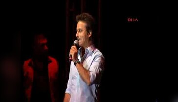 İntizar ve Gökhan Tepe'den romantik konser
