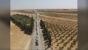 IŞİD'liler, Münbiç'ten kaçarken havadan böyle görüntülenmiş
