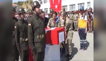 Bitlis şehitlere tören