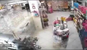 Market sahibi soyguncuyu böyle öldürdü