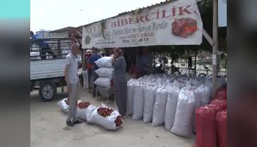 Adana'da kırmızı biberin salça yolculuğu