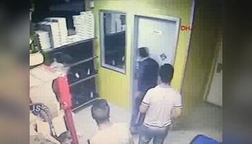Ataşehir'deki hırsızık güvenlik kamerasında