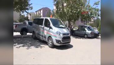 Denizli Adliyesi'nde FG plakalar söküldü