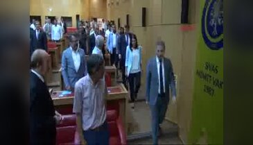 Hizmet Vakfı'ndan 5 bin lisans öğrencisine burs