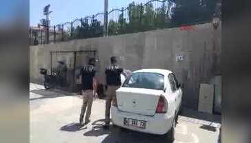 Emlakçının bomba oyununu polis bozdu
