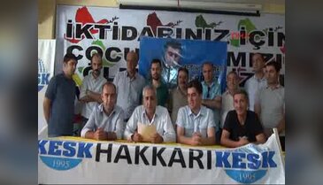 Hakkari'de KESK ve DİSK, Gaziantep saldırısını kınadı