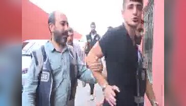 Sokakta uyuşturucu satanlara operasyon: 3 gözaltı