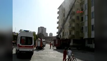 Şizofren öğretmen, oturduğu evi yakıp kaçtı
