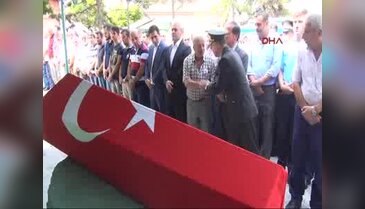 Kazada ölen Astsubay Karabük'te toprağa verildi