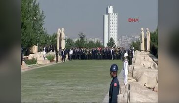 Cumhurbaşkanı Erdoğan ve devlet erkanı Anıtkabir'de - 1