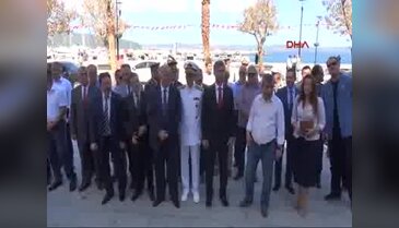 Müzesinin önüne heykeli yapıldı