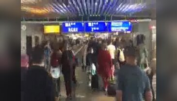 Frankfurt Havalimanı'nda terör paniği